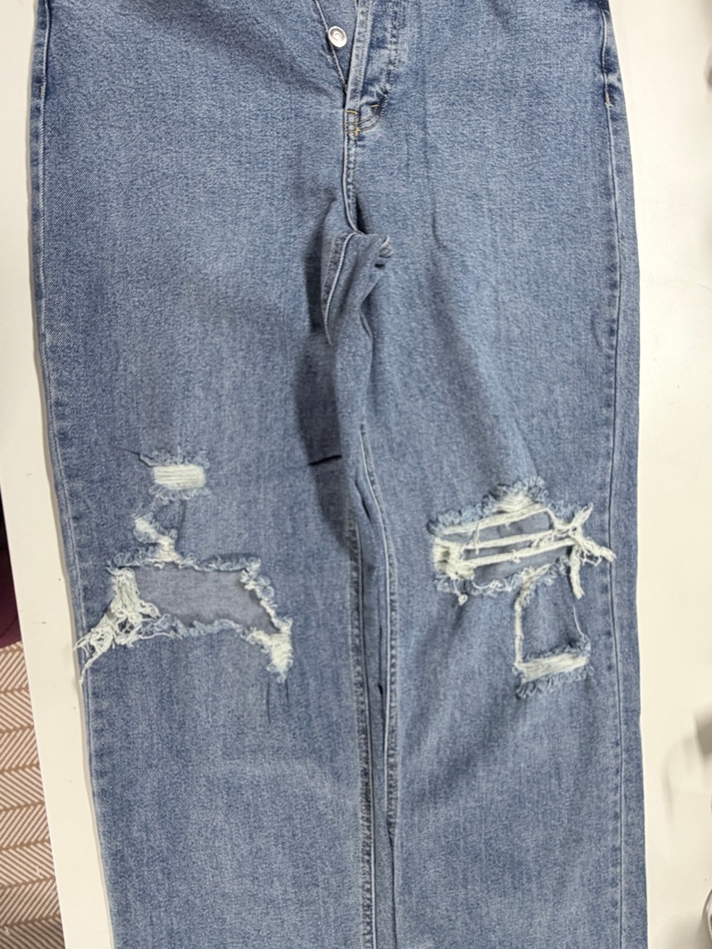 Wild Fable High Rise Straight Women's Light Blue Distressed Jeans